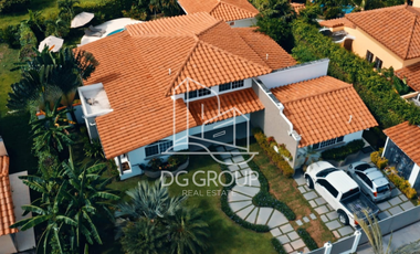 Alquiler y venta de casa en Coronado