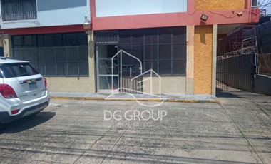 Venta de local comercial en Parque Lefevre