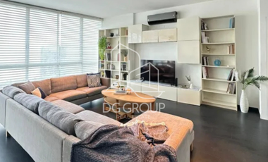Venta de apartamento amoblado en Avenida Balboa Bella Vista