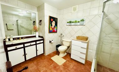 VENTA  DE APARTAMENTO AMOBLADO PH PLAZA CATEDRAL, CASCO ANTIGUO