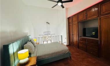 VENTA  DE APARTAMENTO AMOBLADO PH PLAZA CATEDRAL, CASCO ANTIGUO