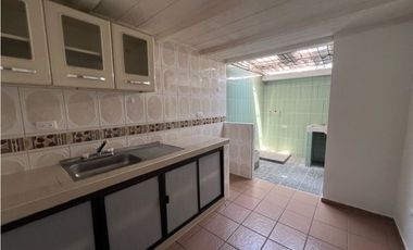 SE ARRIENDA CASA BONITA EN EL BARRIO RIVERAS DEL ROSARIO - JAMUNDI