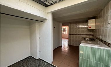 SE ARRIENDA CASA BONITA EN EL BARRIO RIVERAS DEL ROSARIO - JAMUNDI