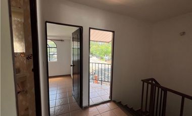 SE ARRIENDA CASA BONITA EN EL BARRIO RIVERAS DEL ROSARIO - JAMUNDI