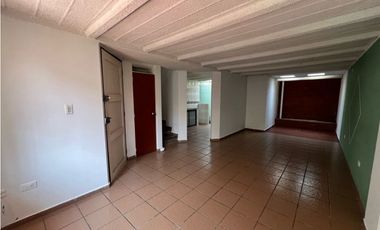 SE ARRIENDA CASA BONITA EN EL BARRIO RIVERAS DEL ROSARIO - JAMUNDI