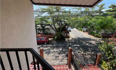 SE ARRIENDA CASA BONITA EN EL BARRIO RIVERAS DEL ROSARIO - JAMUNDI