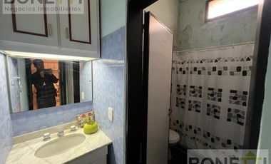 Casa antigua en venta en excelente ubicación y un hermoso patio