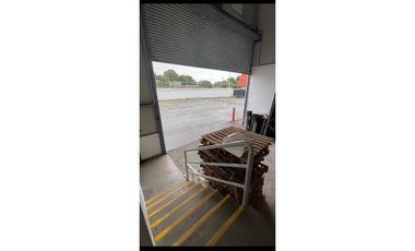 SEA CONFIABLE VENDE BODEGA AIRPORT COMMERCIAL PARK III LAS MAÑANITAS