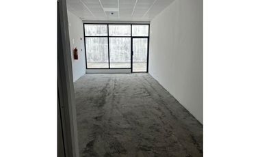 Vendo o Alquilo Edificio con Locales Comerciales