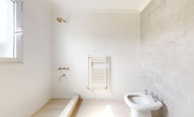 Casa en Venta en Abril Club de Campo