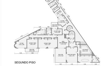 Casa en Barrio Parque con 7 dormitorios, jardin, terraza, 2 cocheras, 2 ascensores, 45 m de frente