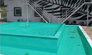 VENDO HOTEL CON LOCALES COMERCIALES EN METETI DARIEN OPERATIVO