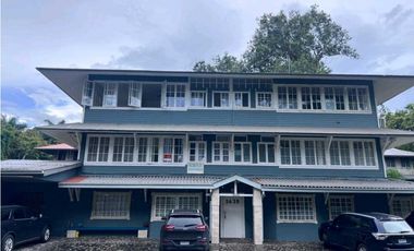 Edificio en Venta en Clayton