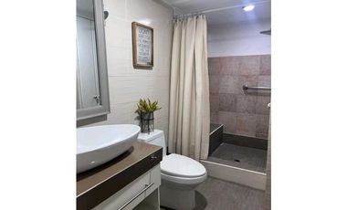 Edificio en Venta en Clayton