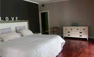 Edificio en Venta en Clayton
