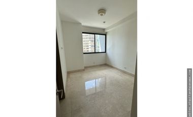 SEA CONFIABLE VENDE APARTAMENTO EN PH DELUXE