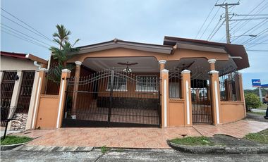 Alquiler de Casa en Brisas