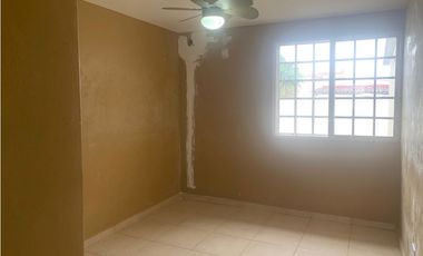 VENDO CASA EN ARBOLEDAS LOS OLIVOS LA CHORRERA