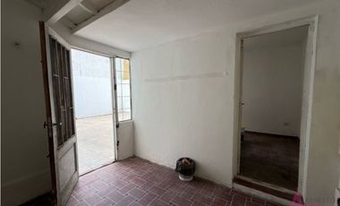 CASA DESTINO PROFESIONAL ALQUILER LAVALLE 1200 ITUZAINGO