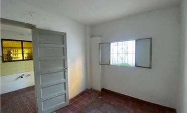 CASA DESTINO PROFESIONAL ALQUILER LAVALLE 1200 ITUZAINGO