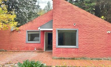 EXCELENTE OPORTUNIDAD CASA 3 AMBIENTES EN VENTA EN COUNTRY CLUB EL POTRERO sobre TERRENO de 500 m2