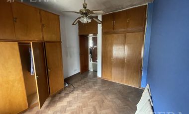 Venta casa 3 ambientes con cochera en Quilmes