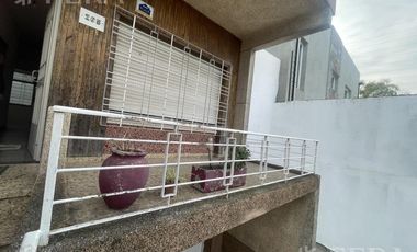 Venta casa 3 ambientes con cochera en Quilmes