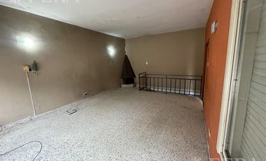 Venta casa 3 ambientes con cochera en Quilmes