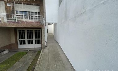 Venta casa 3 ambientes con cochera en Quilmes