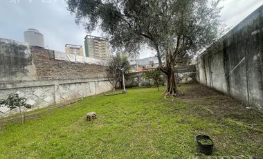Venta casa 3 ambientes con cochera en Quilmes