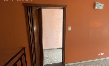 Venta casa 3 ambientes con cochera en Quilmes