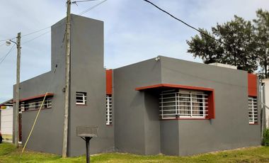 Casa en Venta en Villa Parque Sicardi