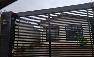 Venta - Alquiler de Casa en Hacienda Santa Fe