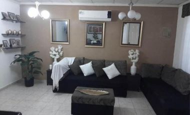 Venta - Alquiler de Casa en Hacienda Santa Fe