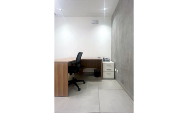 SE ALQUILA MODERNA OFICINA EN EL DORADO CITY CENTER