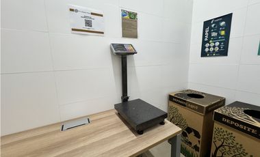 Alquiler de Oficina o Local Comercial en  Costa del Este  Dream Plaza