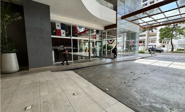 Alquiler de Oficina o Local Comercial en  Costa del Este  Dream Plaza