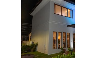 Santa Maria, casa de lujo 3/4 recamaras a solo $930K