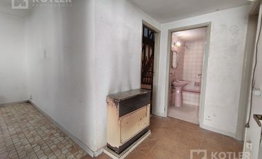 Retasada! oportunidad! Casa en Ph al frente en Temperley.