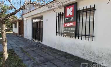 Retasada! oportunidad! Casa en Ph al frente en Temperley.