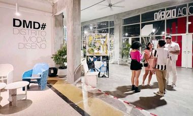 SE ALQUILAN LOCALES EN CASCO VIEJO PARA EXTRENAR - DISTRITO DE LA MODA