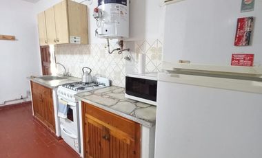 Departamento 2 amb, planta baja c/gas natural. / RETASADO