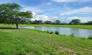 Lote disponible para la venta en Buenaventura