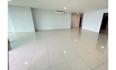 Avenida Balboa,v/mar, lujo 290m2 a solo $630K