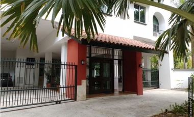 Alquilo apartamento en Amador