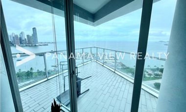 YACHT CLUB / AVENIDA BALBOA / VENTA o ALQUILER