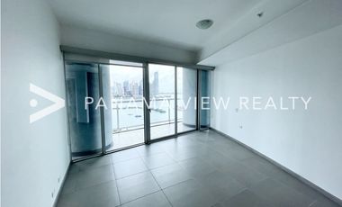 YACHT CLUB / AVENIDA BALBOA / VENTA o ALQUILER