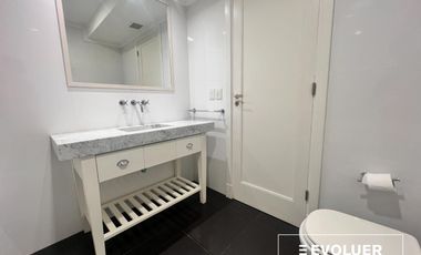 Venta Casa de 3 plantas, jardín y pileta en Palermo Chico