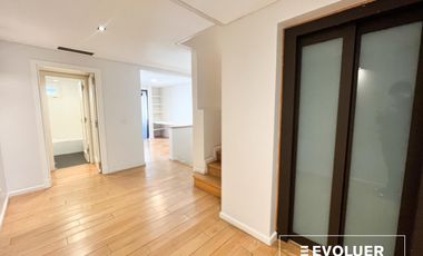 Venta Casa de 3 plantas, jardín y pileta en Palermo Chico
