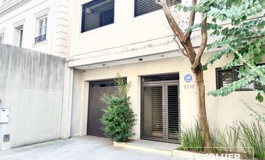 Venta Casa de 3 plantas, jardín y pileta en Palermo Chico